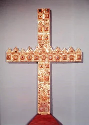 Kors tillverkat av två kronor, 1472-88 (guld, trä, pärlor och ädelstenar)